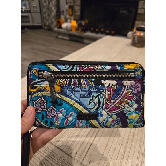 Vera Bradley Disney Crossbody Wallet Wristlet Multicolor Paisley - Picture 6 of 10
